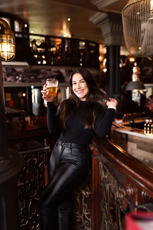 View Pub London Traditional London Pub Tourism Photography - Bruna Alves Photography Portfolio Professional Pub London Traditional London Pub Tourism Photography by Bruna Alves